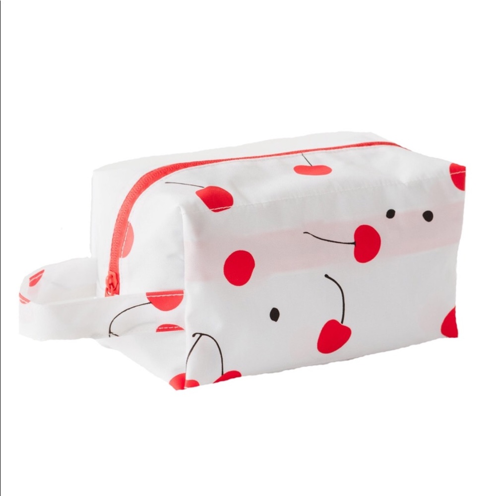 NWT BAGGU Dopp Kit In Cherry Pattern White